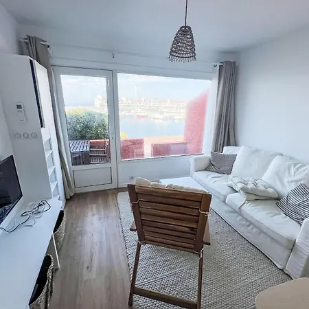 Coudalere-les Hebrydes-2 By Interhome *